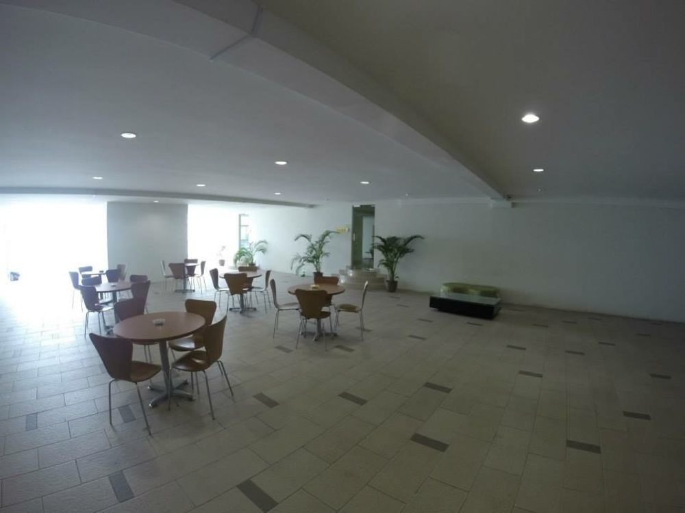 Columbia Hotel Куала-Лумпур Экстерьер фото